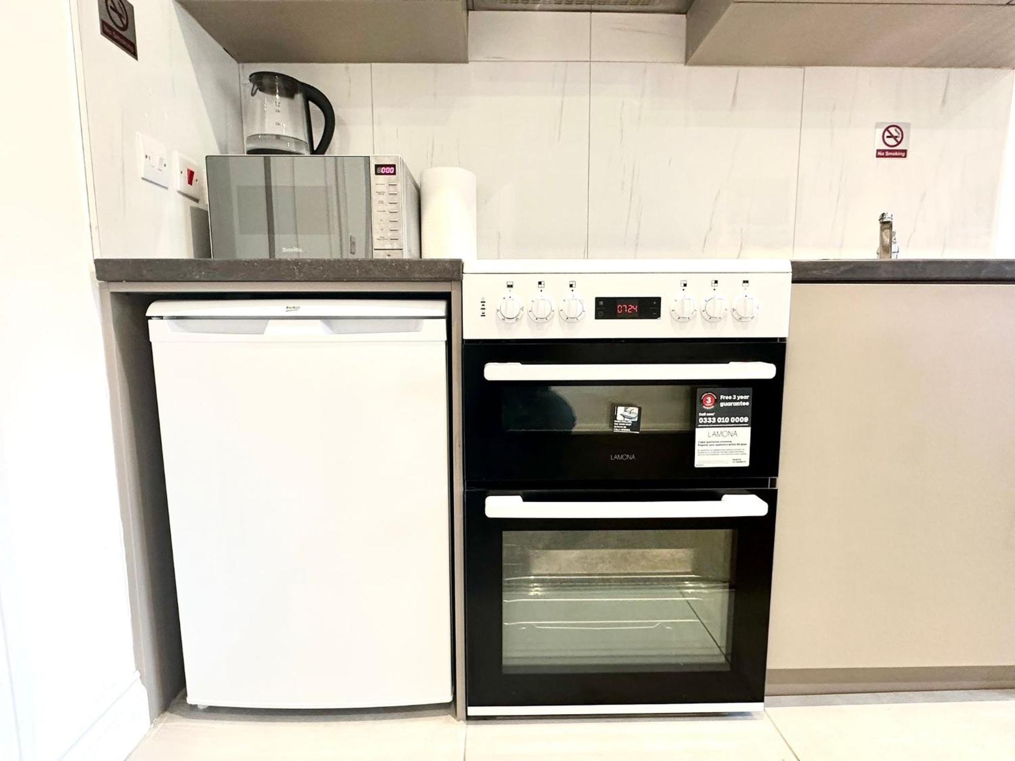 Bright Modern, Private Apartment,15 Mins To Central London Hendon Eksteriør bilde