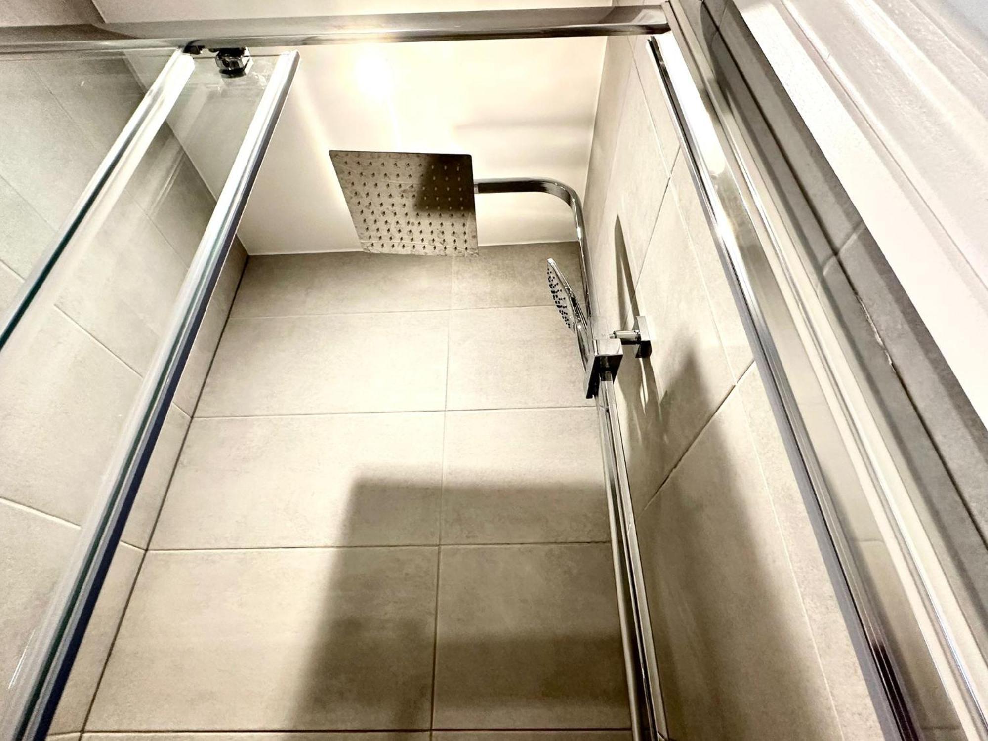 Bright Modern, Private Apartment,15 Mins To Central London Hendon Eksteriør bilde